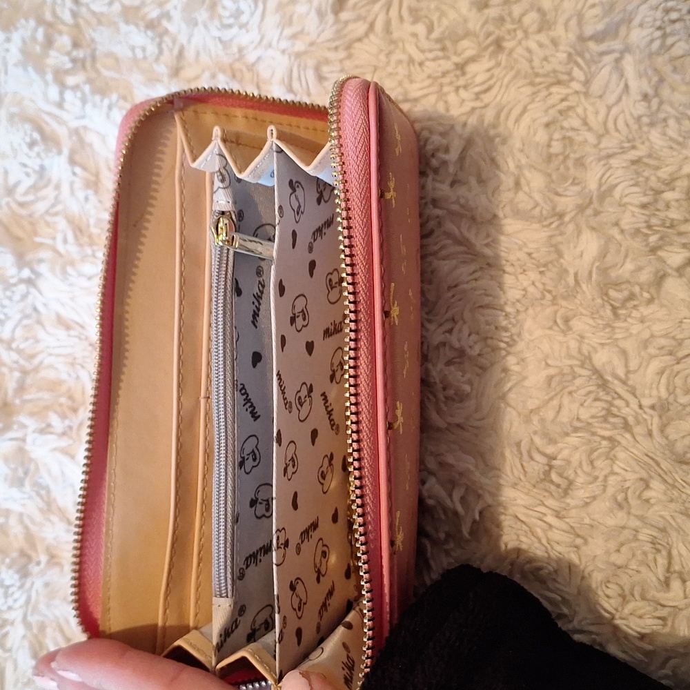 Wallet - Picture 4 of 6
